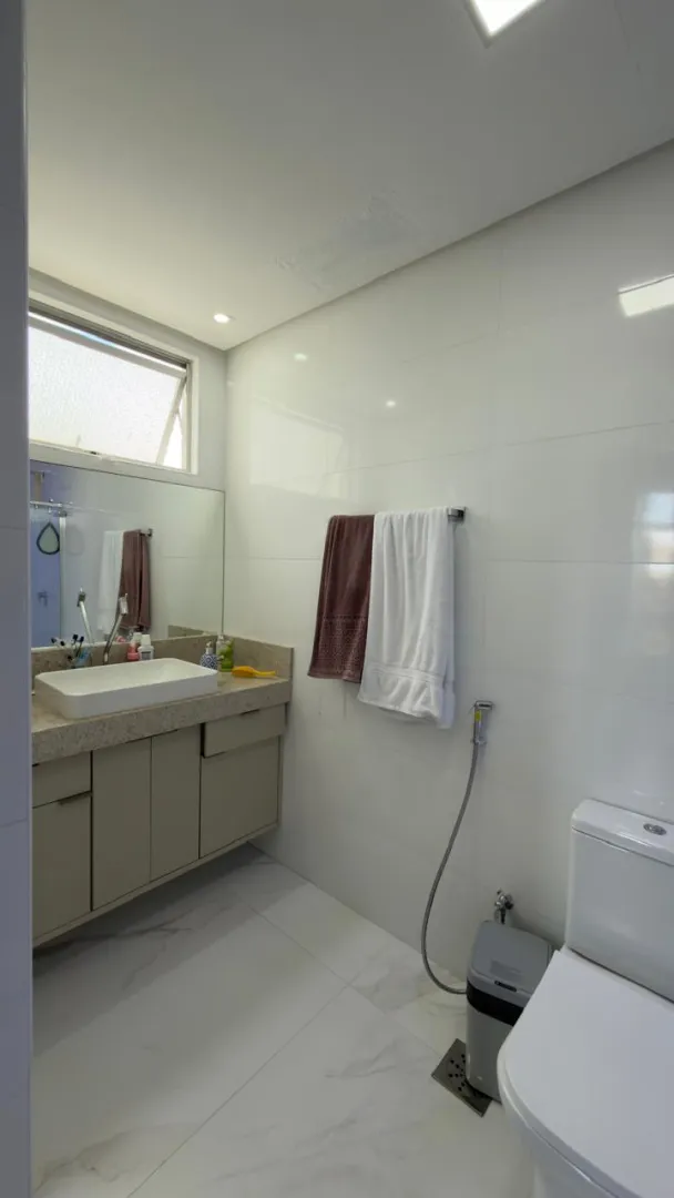 APARTAMENTO 3 QUARTOS SU&Iacute;TE GABINETE REFORMADO NASCENTE 2 GARAGENS &Agrave; VENDA NA GRA&Ccedil;A! Rua da Paz Salvador - 