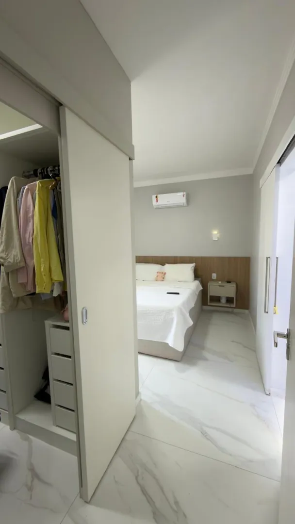 APARTAMENTO 3 QUARTOS SU&Iacute;TE GABINETE REFORMADO NASCENTE 2 GARAGENS &Agrave; VENDA NA GRA&Ccedil;A! Rua da Paz Salvador - 