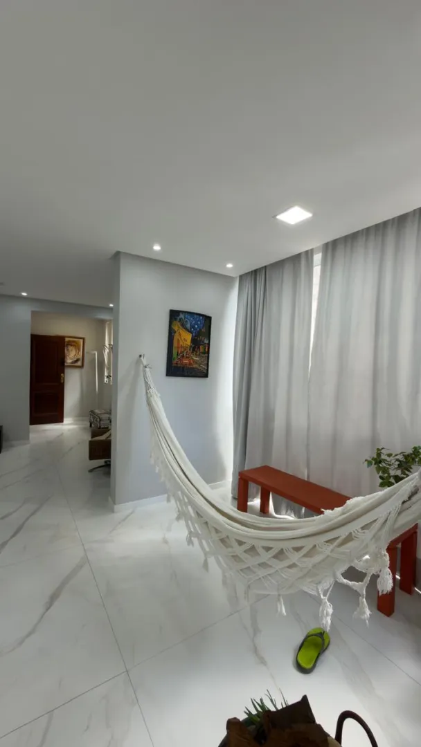 APARTAMENTO 3 QUARTOS SU&Iacute;TE GABINETE REFORMADO NASCENTE 2 GARAGENS &Agrave; VENDA NA GRA&Ccedil;A! Rua da Paz Salvador - 