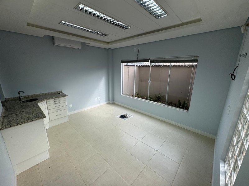 Sala Comercial no Centro de Timbó - Timbó - 
