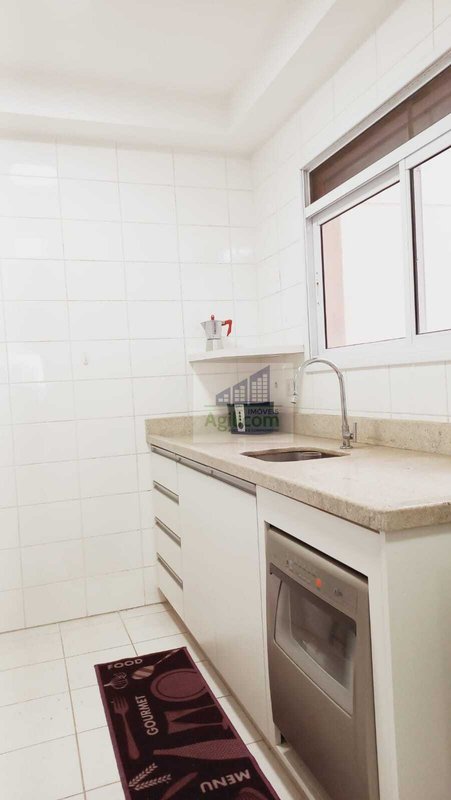 APARTAMENTO À VENDA EM CAMPO BELO COM 3 DORMITÓRIOS Rua Estevão Baião São Paulo - 