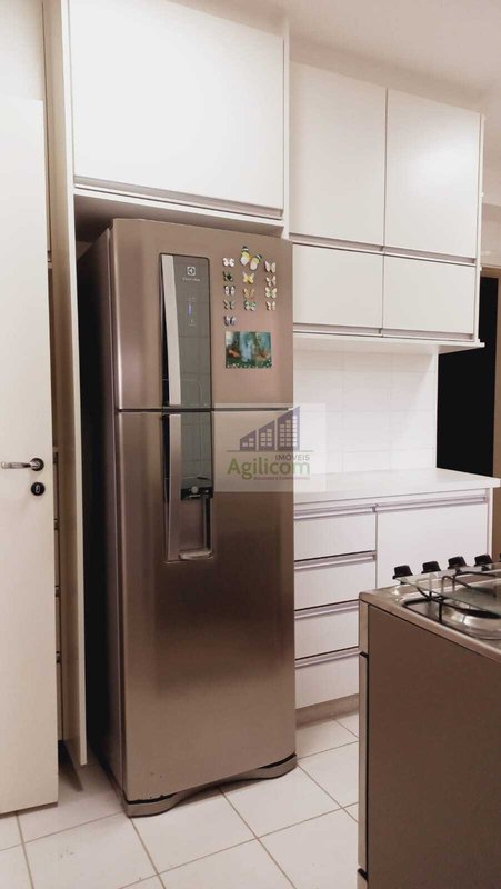 APARTAMENTO À VENDA EM CAMPO BELO COM 3 DORMITÓRIOS Rua Estevão Baião São Paulo - 