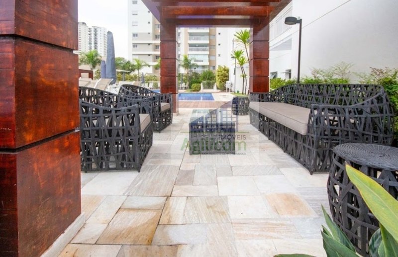 APARTAMENTO À VENDA EM CAMPO BELO COM 3 DORMITÓRIOS Rua Estevão Baião São Paulo - 