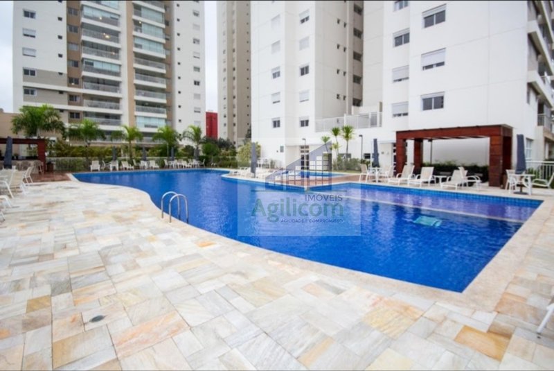 APARTAMENTO À VENDA EM CAMPO BELO COM 3 DORMITÓRIOS Rua Estevão Baião São Paulo - 