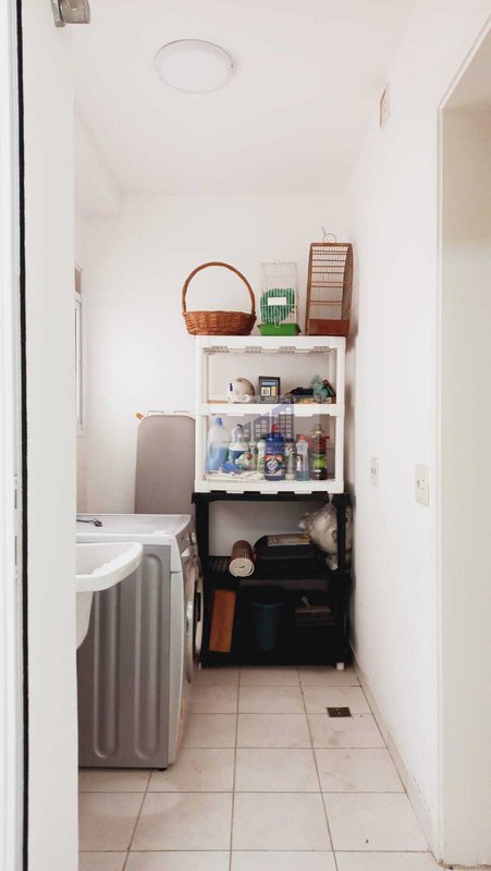 APARTAMENTO À VENDA EM CAMPO BELO COM 3 DORMITÓRIOS Rua Estevão Baião São Paulo - 