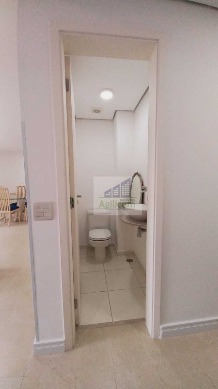 APARTAMENTO À VENDA EM CAMPO BELO COM 3 DORMITÓRIOS Rua Estevão Baião São Paulo - 