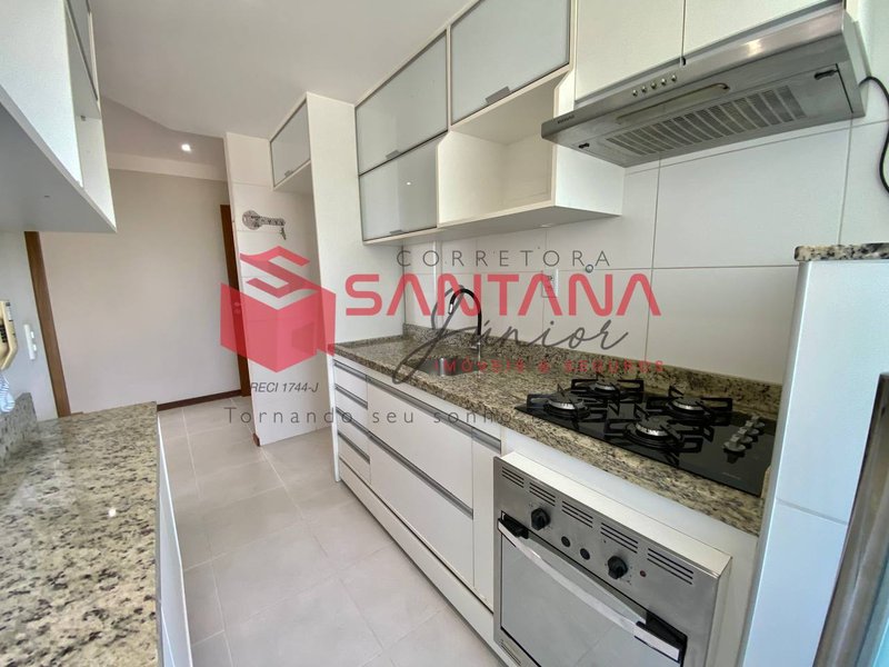 Apartamento semi mobiliado em Buraquinho. (INDISPONÍVEL) Rua Júlio M dos Santos Lauro de Freitas - 