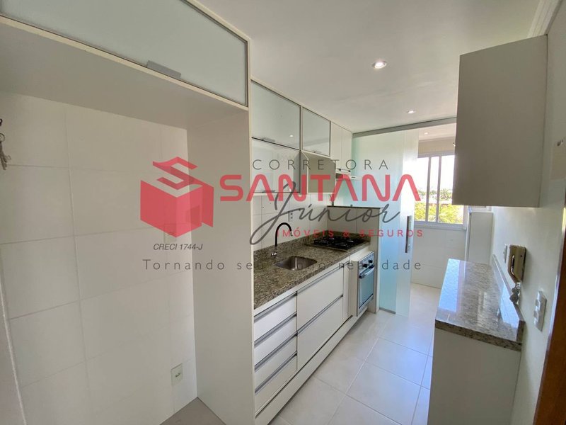 Apartamento semi mobiliado em Buraquinho. (INDISPONÍVEL) Rua Júlio M dos Santos Lauro de Freitas - 