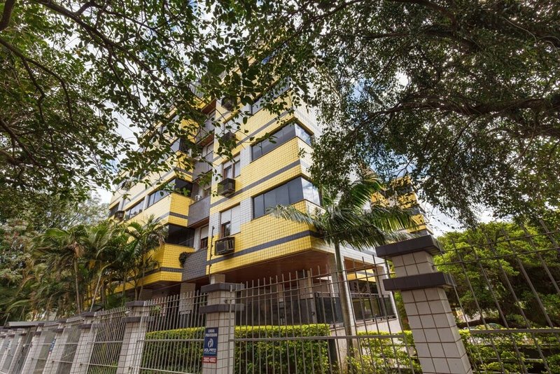 Apartamento Condomínio Bella Figueira Apto 302 1 suíte 94m² Comendador Albino Cunha Porto Alegre - 