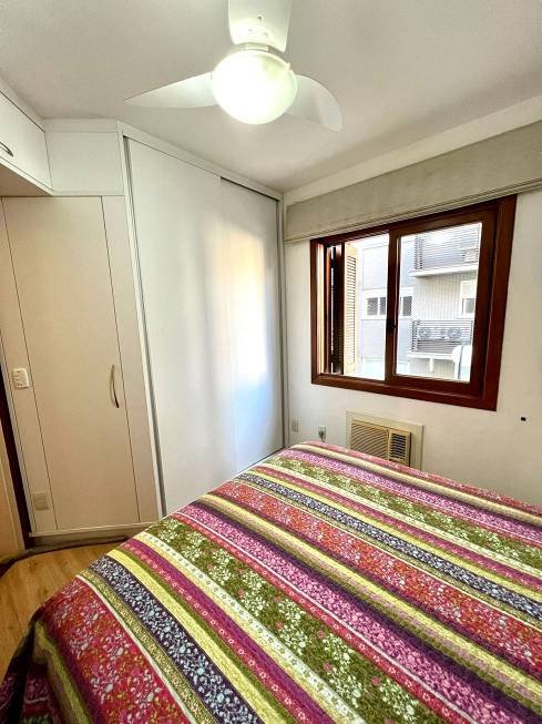 R$ 450.000 - ÓTIMA LOCALIZAÇÃO - 60M2 - 2 DORMITÓRIOS - 1 VAGA - SEMIMOBILIADO - Porto Alegre - 
