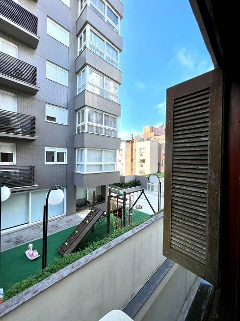 R$ 450.000 - ÓTIMA LOCALIZAÇÃO - 60M2 - 2 DORMITÓRIOS - 1 VAGA - SEMIMOBILIADO - Porto Alegre - 