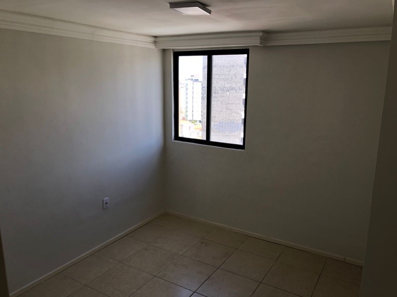 Apartamento de 3 Quartos com 96 mts2 em Manaira, 1 Suite, Varanda, Sul, bem ventilado  João Pessoa - 