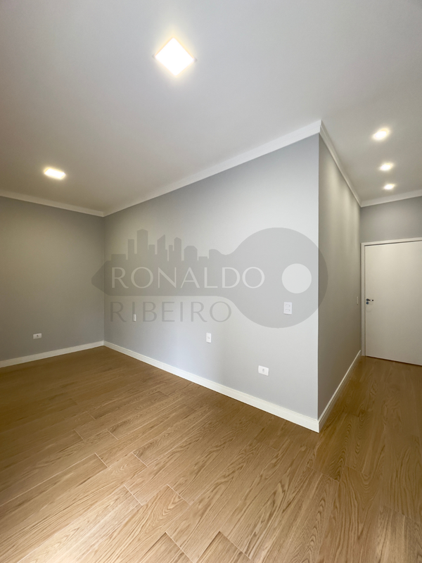 Casa em Condomínio Fechado em Boituva, com 3 Suítes, Ambientes Integrados e Área Gourmet - Boituva - 