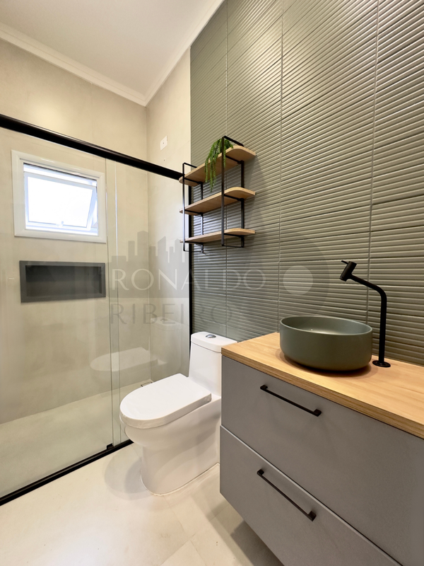 Casa em Condomínio Fechado em Boituva, com 3 Suítes, Ambientes Integrados e Área Gourmet - Boituva - 