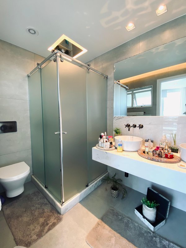 Espetacular cobertura linear com 250 metros quadrados no Condomínio Saint Martin - Rio de Janeiro - 