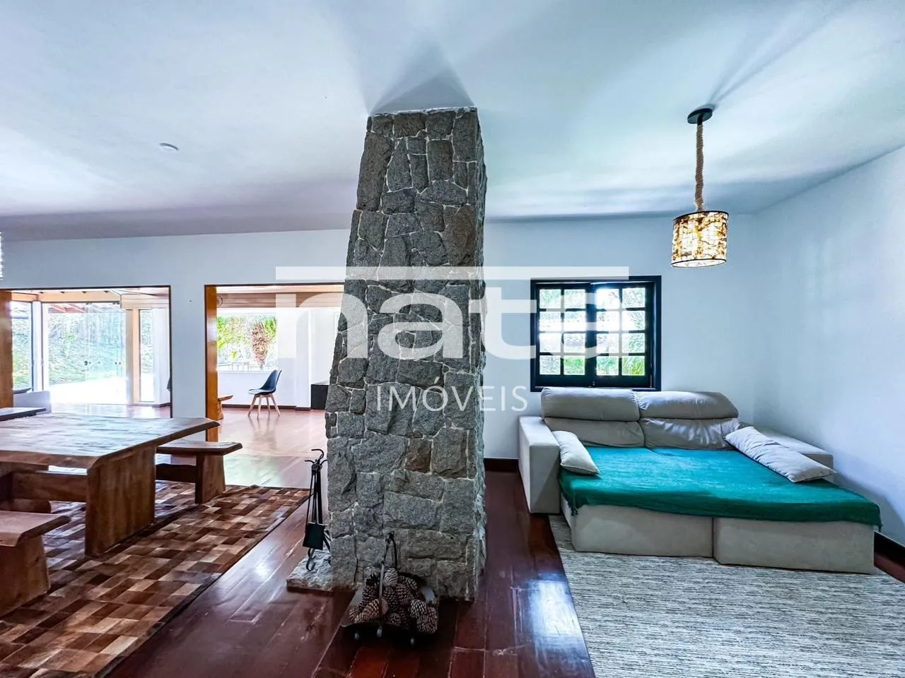 Casa com 5 quartos e 260m&sup2; em Albuquerque/Teres&oacute;polis Estrada Antônio Carvalho Ventura Teresópolis - 