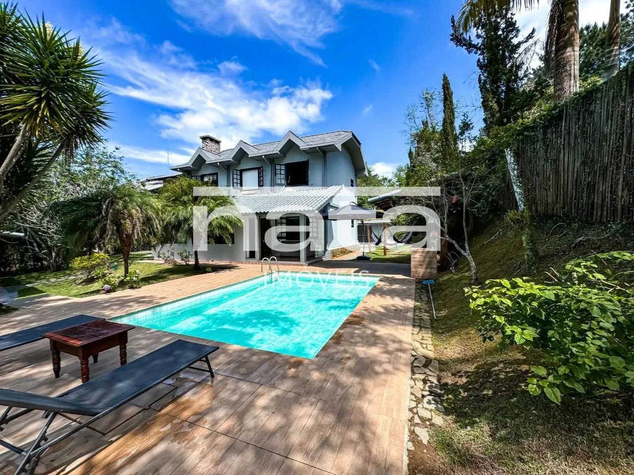 Casa com 5 quartos e 260m&sup2; em Albuquerque/Teres&oacute;polis Estrada Antônio Carvalho Ventura Teresópolis - 