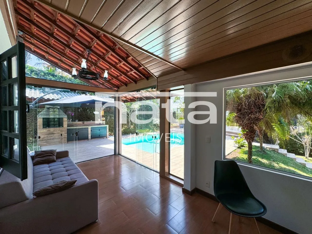 Casa com 5 quartos e 260m&sup2; em Albuquerque/Teres&oacute;polis Estrada Antônio Carvalho Ventura Teresópolis - 