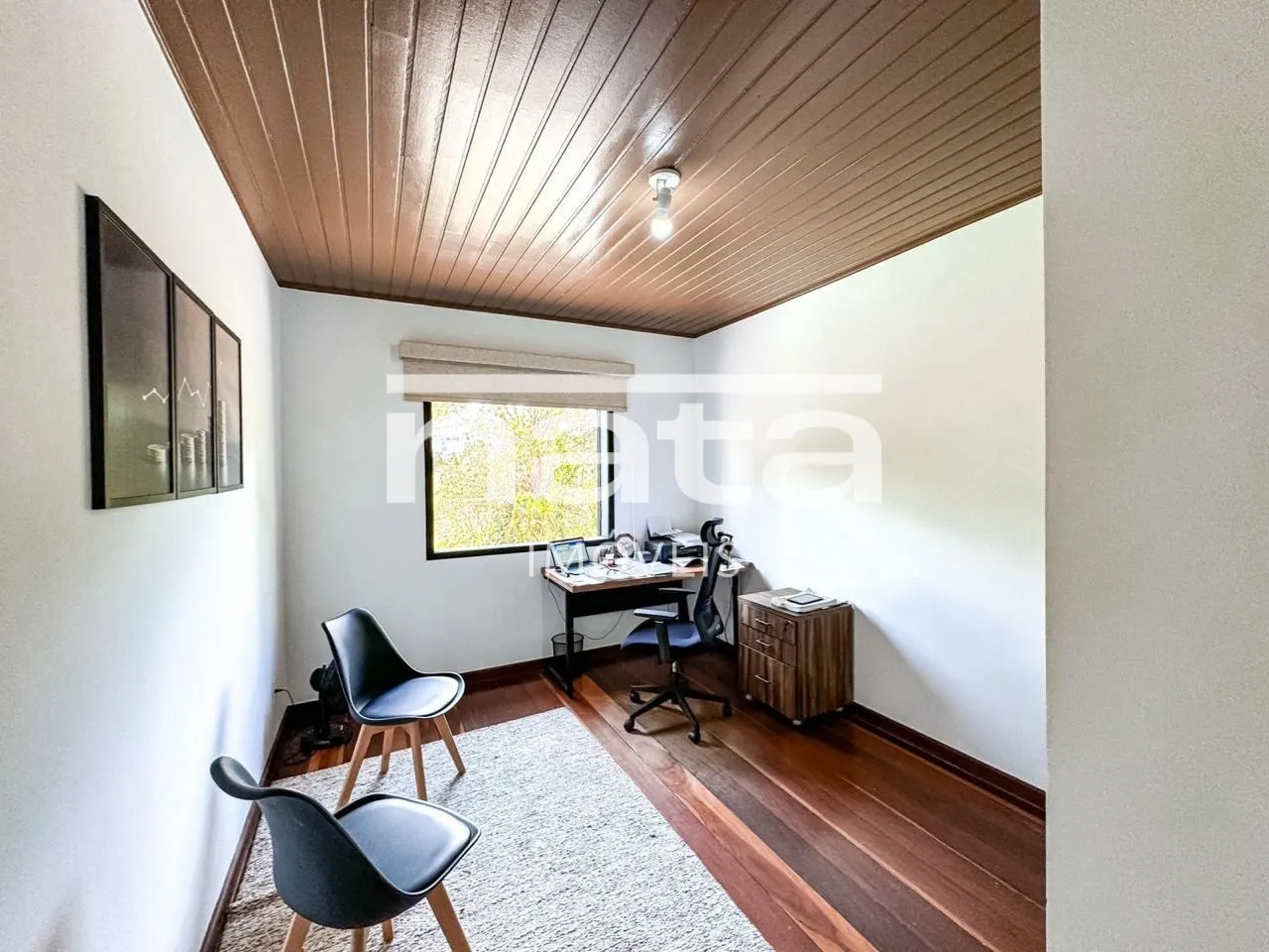 Casa com 5 quartos e 260m&sup2; em Albuquerque/Teres&oacute;polis Estrada Antônio Carvalho Ventura Teresópolis - 