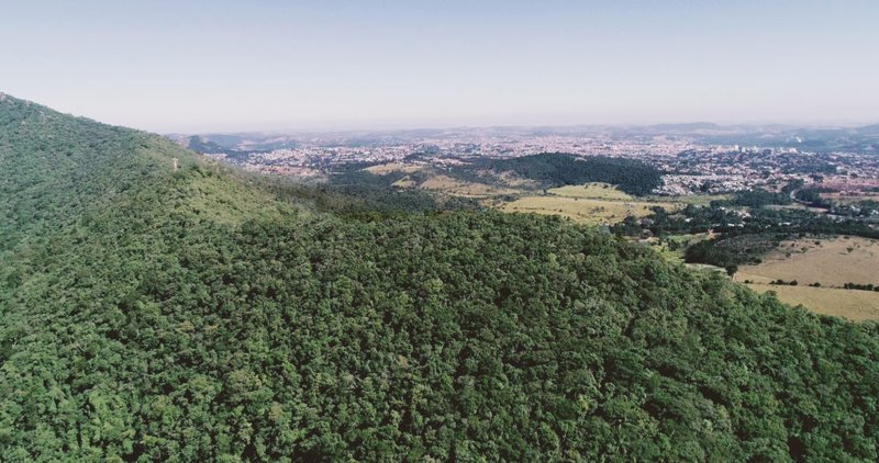 PORTAL LAMIS - ATIBAIA Estrada Municipal da Pedra Grande Atibaia - Vista da Montanha