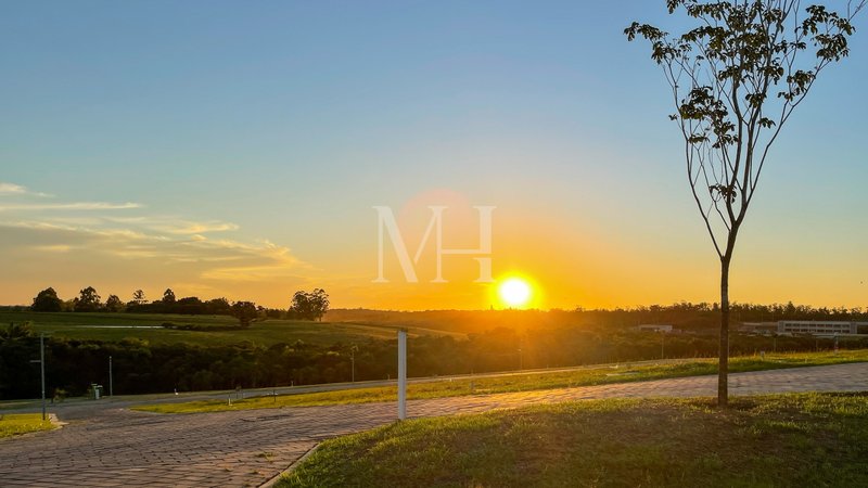 O VERDADEIRO LUXO - Exclusividade, sofisticação e natureza em perfeita harmonia! Estrada da Cavalhada Gravataí - 