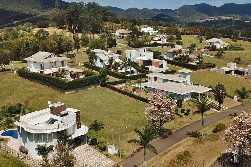 Terreno condomínio alto padrão, 1.000m2 em Cabreúva-SP Alameda Algarve Cabreuva - 