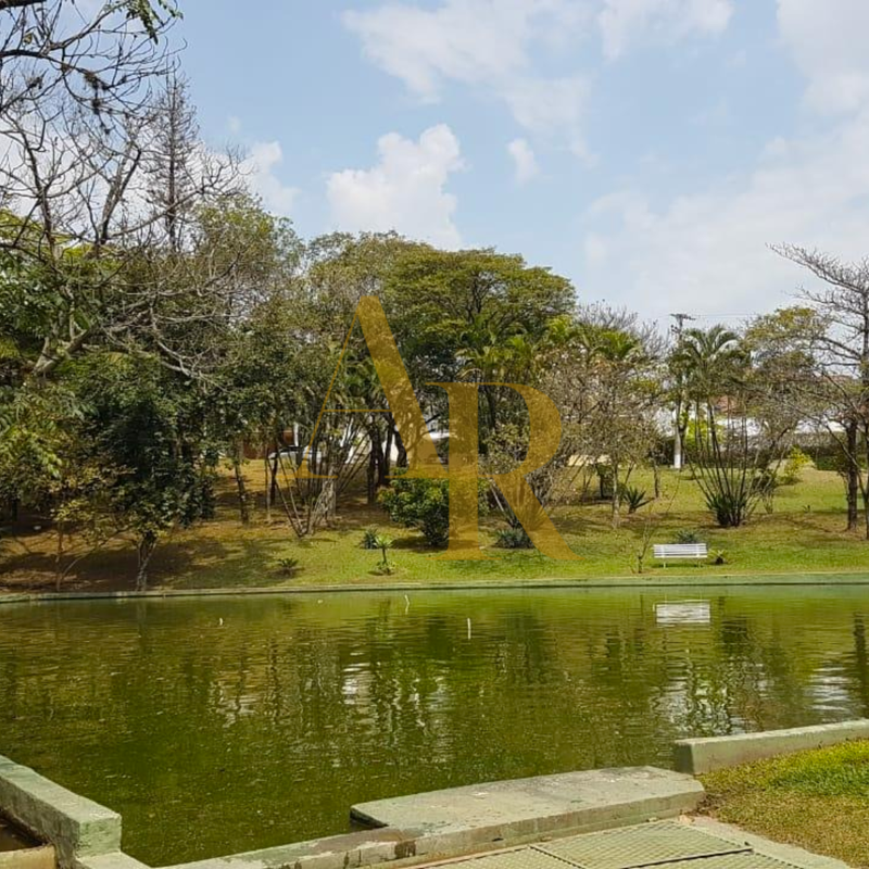 Casa condomínio Vila Rica, 04 suítes e 04 vagas garagem em Itu-SP - Itu - 