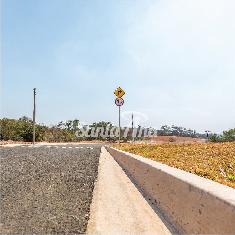 Terreno residencial à venda | 200 m² | R$ 120.000 | Loteamento Nature | Piracicaba/SP Rua Conchas Piracicaba - Guia Extrusada 