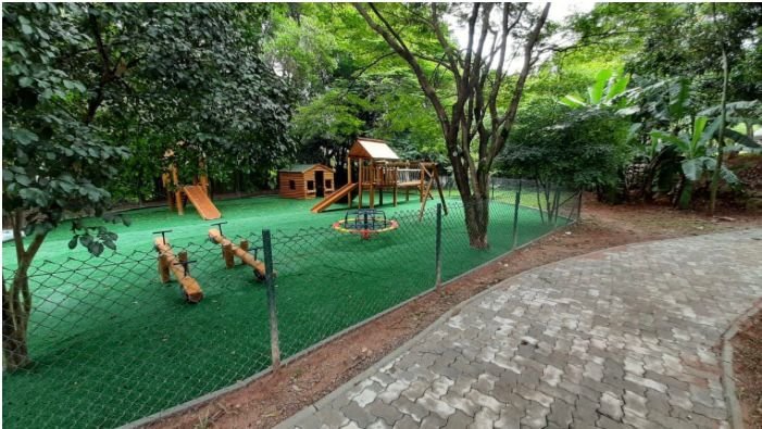 Casa mobiliada em condomínio de luxo Avenida Yojiro Takaoka Santana de Parnaíba - 