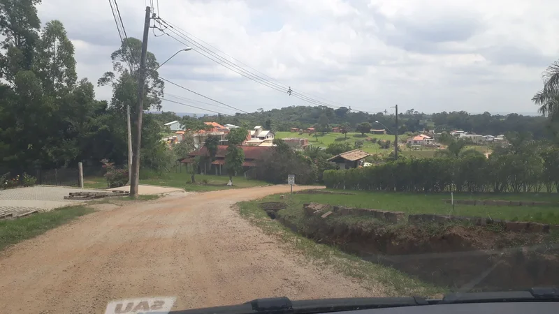 Chácara térrea completa com 230m² no Condomínio 3 Lagos Mairinque Alameda dos Flamboyant Mairinque - 