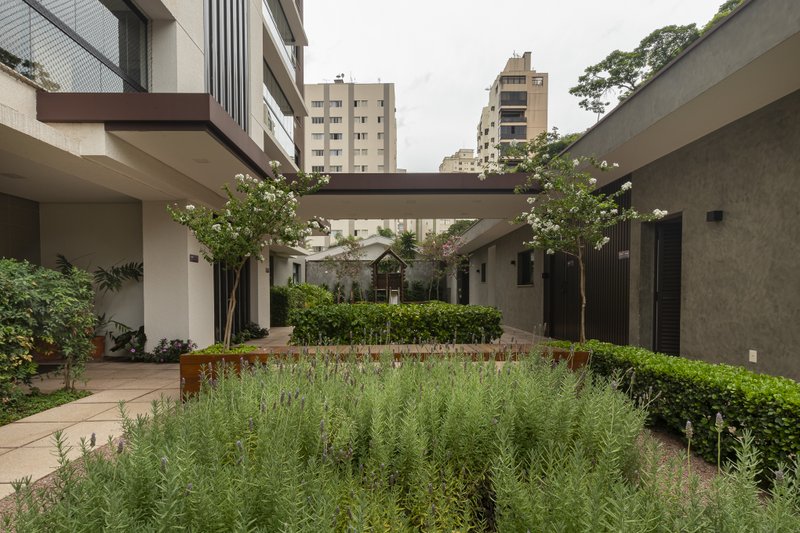 EDIFÍCIO ALTO CAMBUÍ Rua Doutor Antônio Sousa Campos Campinas - 
